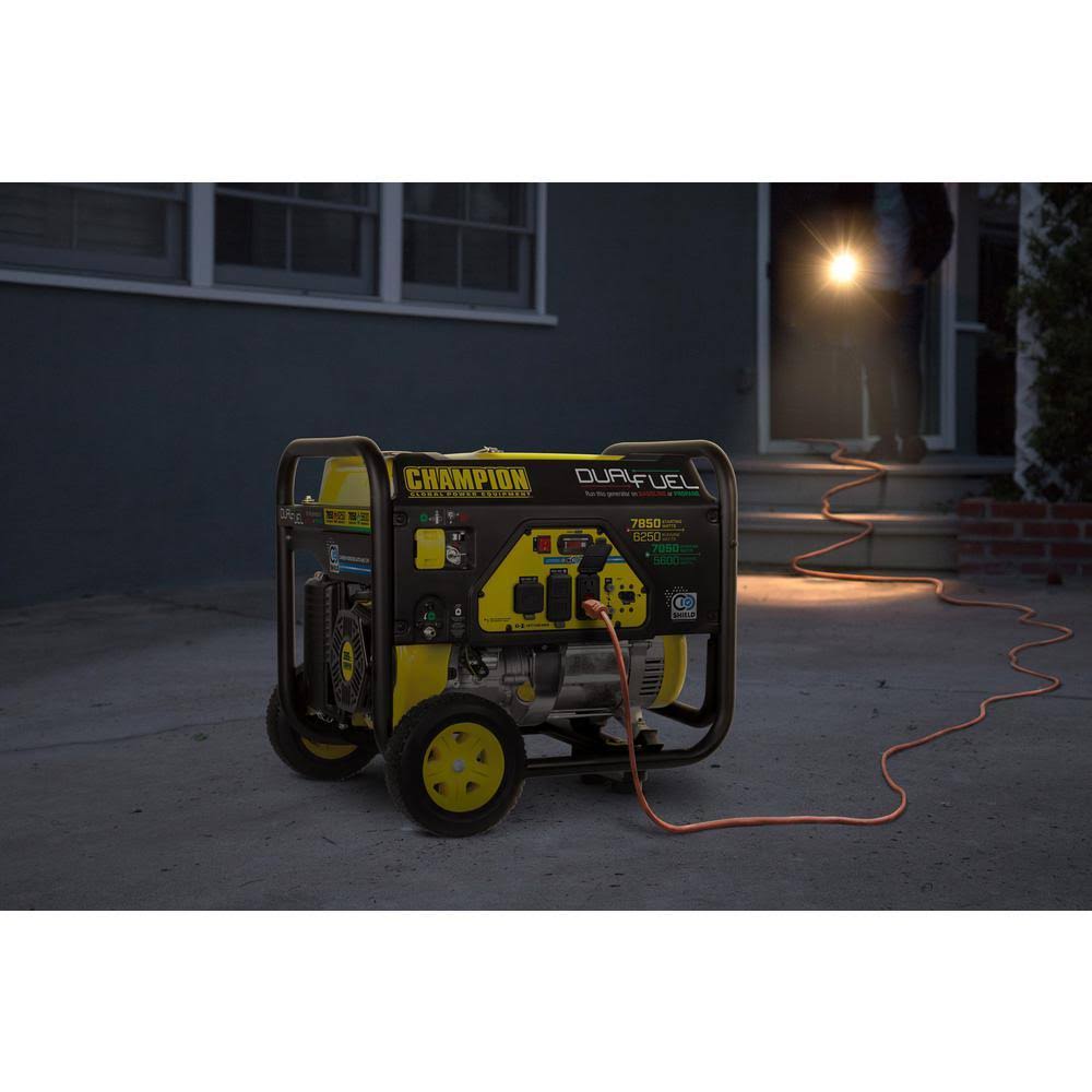 Champion Power Equipment 6250-Watt Dual Fuel Powered Portable Generator with Co Shield Technology